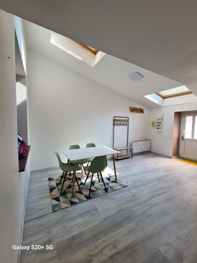 Au Vieux Vesoul Apartment ภายนอก รูปภาพ